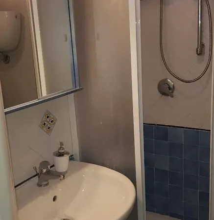 Apartamento Castello A 2 Minuti A Piedi Dal Centro E 10 Minuti A Piedi Dalla Di Vindicio